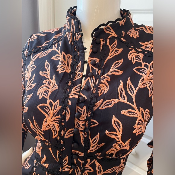 Beulah Style DC3744 Size Small - Picture 2 of 3